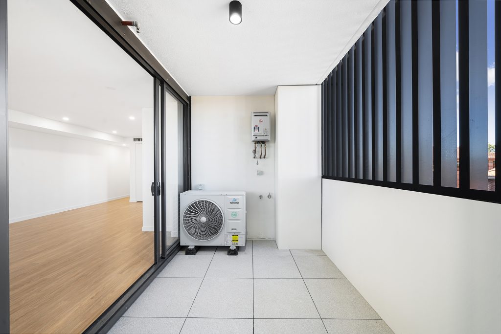 Conder St — image 6