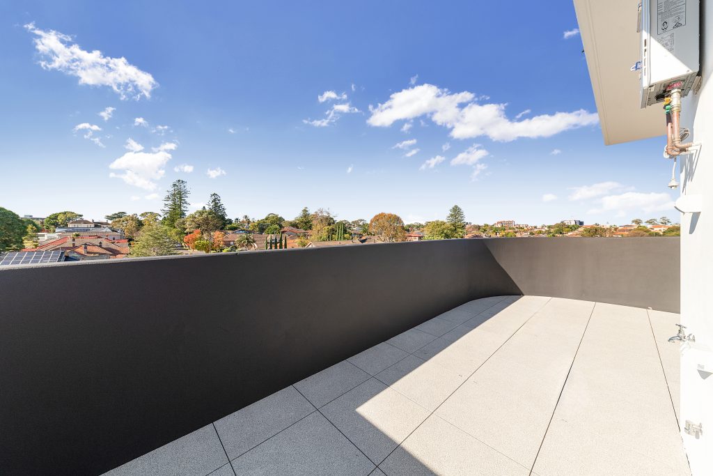 Conder St — image 20